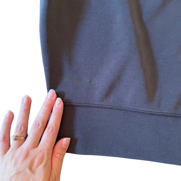 Lululemon Softstreme Crew Pullover Sweatshirt Gray Size 2 750E - Picture 10 of 12